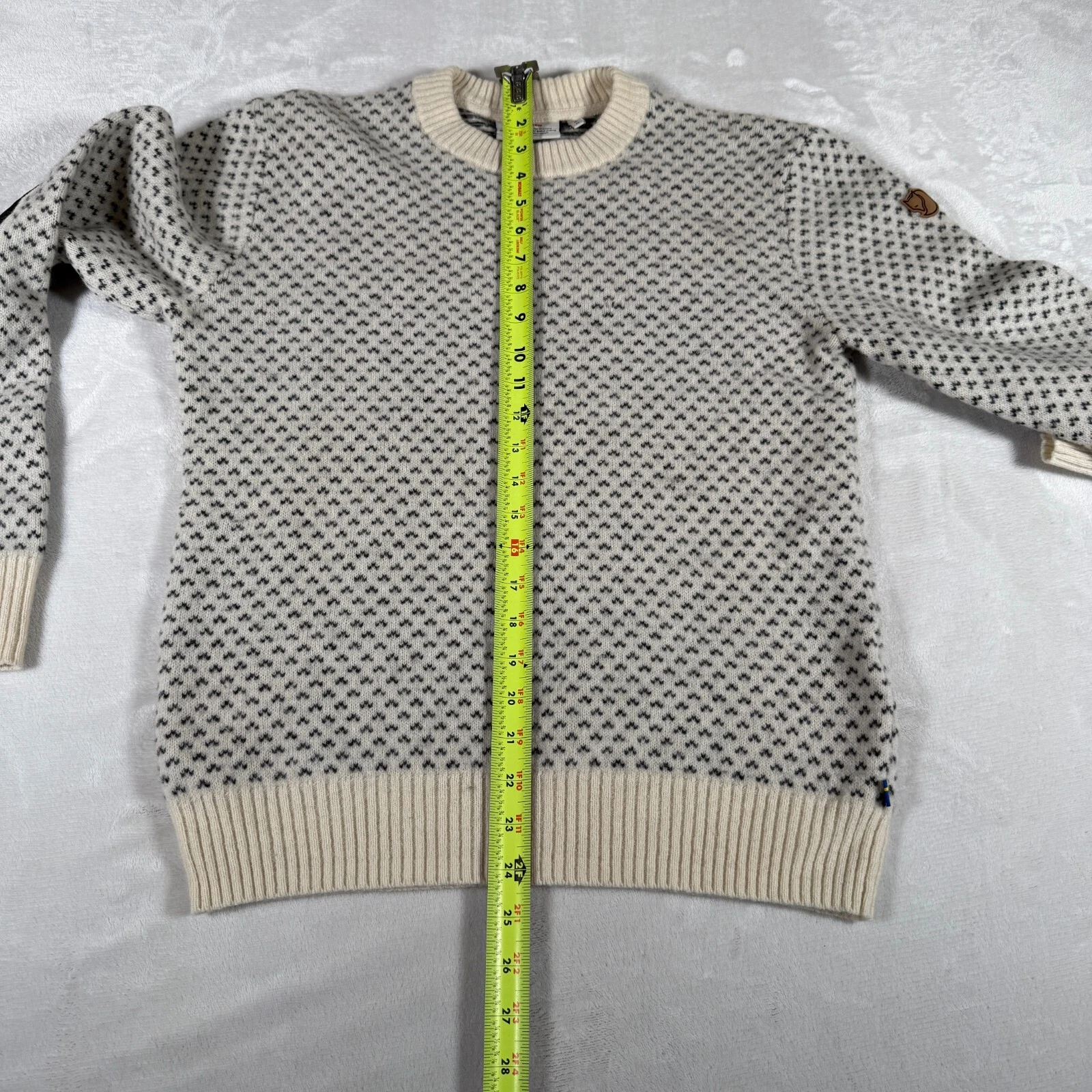 fjallraven ovik nordik elbow pads 100% wool logo knit sweater