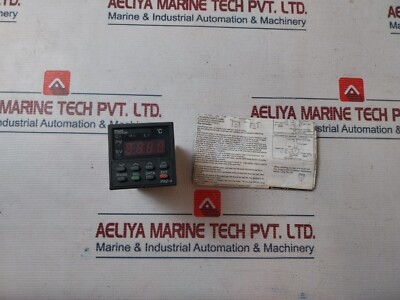 Fuji Electric PXZ-4 Digital Temperature Controller 2000-08 D