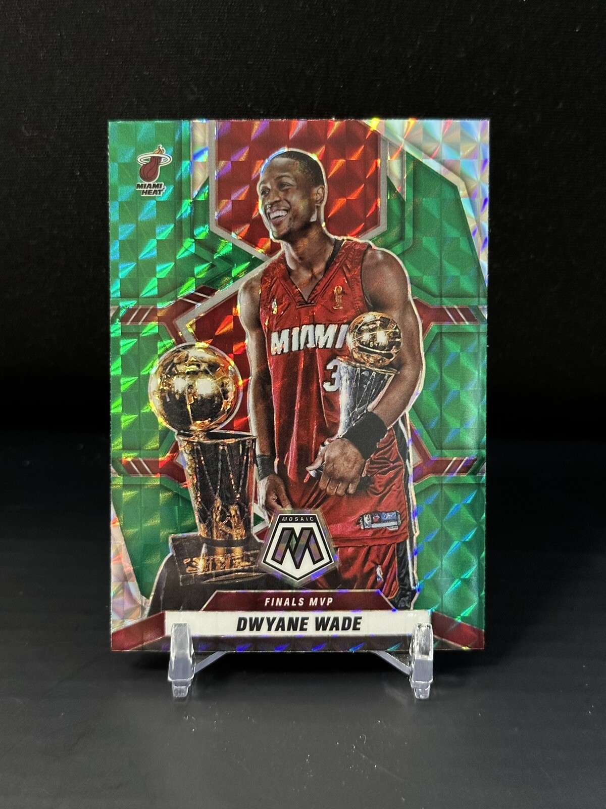2021-22 Panini Mosaic Dwyane Wade Finals MVP Green Prizm #299 Miami Heat