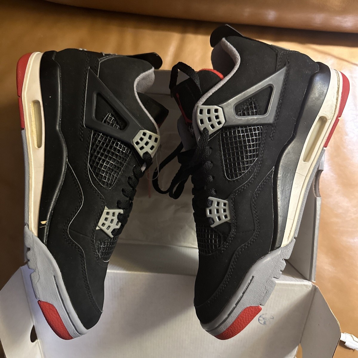 Size 9.5 - Jordan 4 Retro Bred 1999 | eBay display picture 3