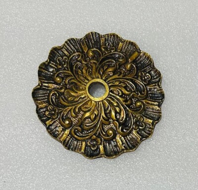 VTG 3-1/4''  Brass 5 pin BOBECHE Chandelier LAMP PART  floral design SPAIN
