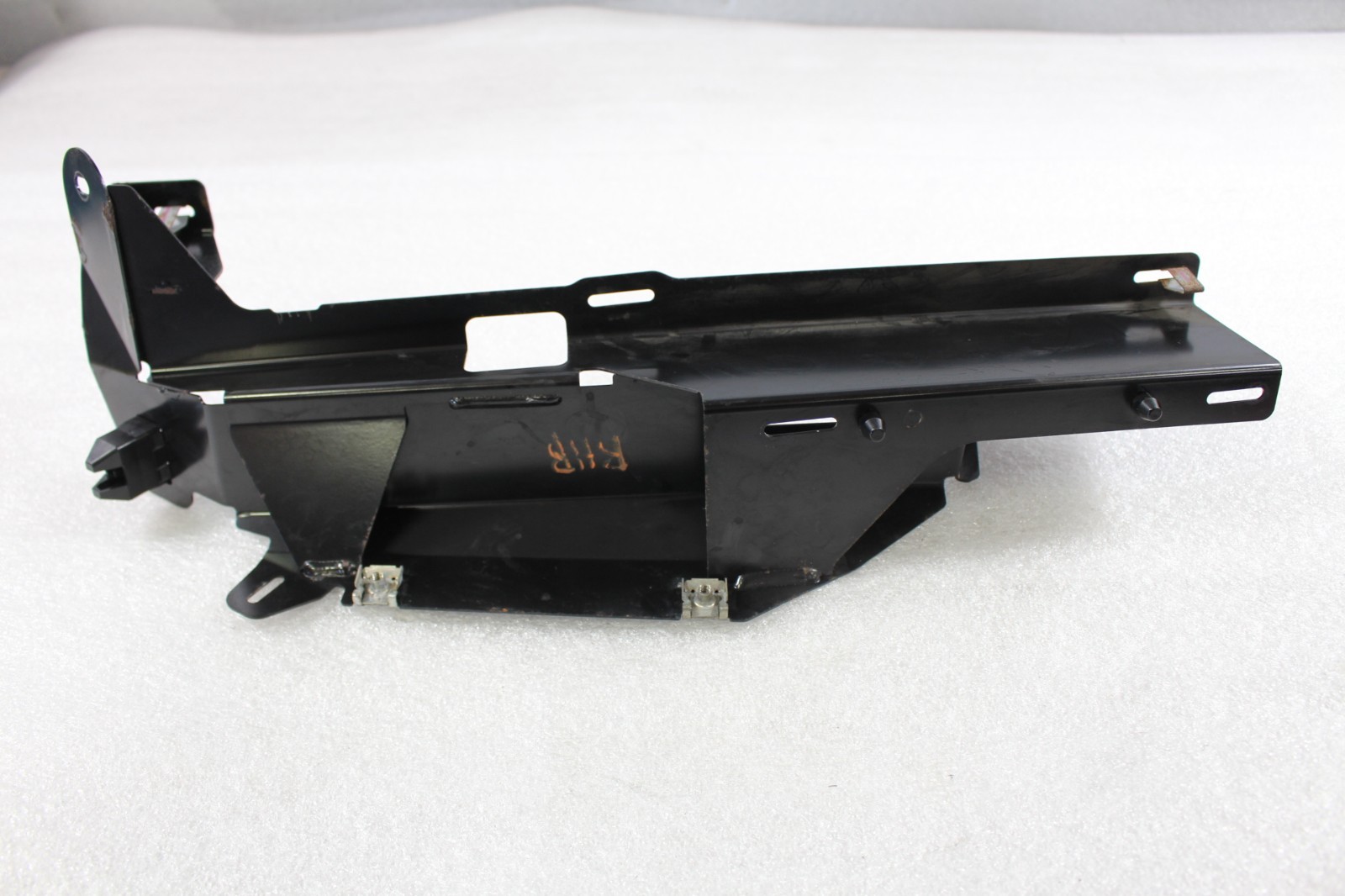 Lamborghini Urus Rear Right Pillar P/N 4ML885968A