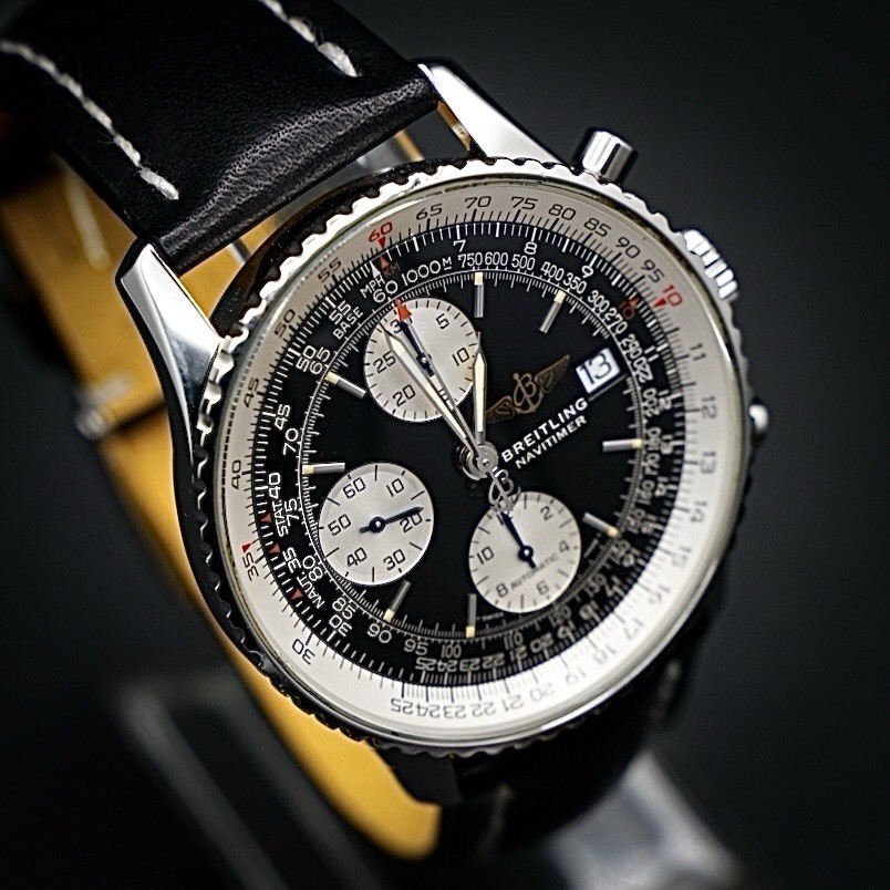 Breitling Navitimer A13022 View 2