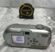 Sony Digital Camera Cybershot DSC-P73 4.1MP Silver. Tested 