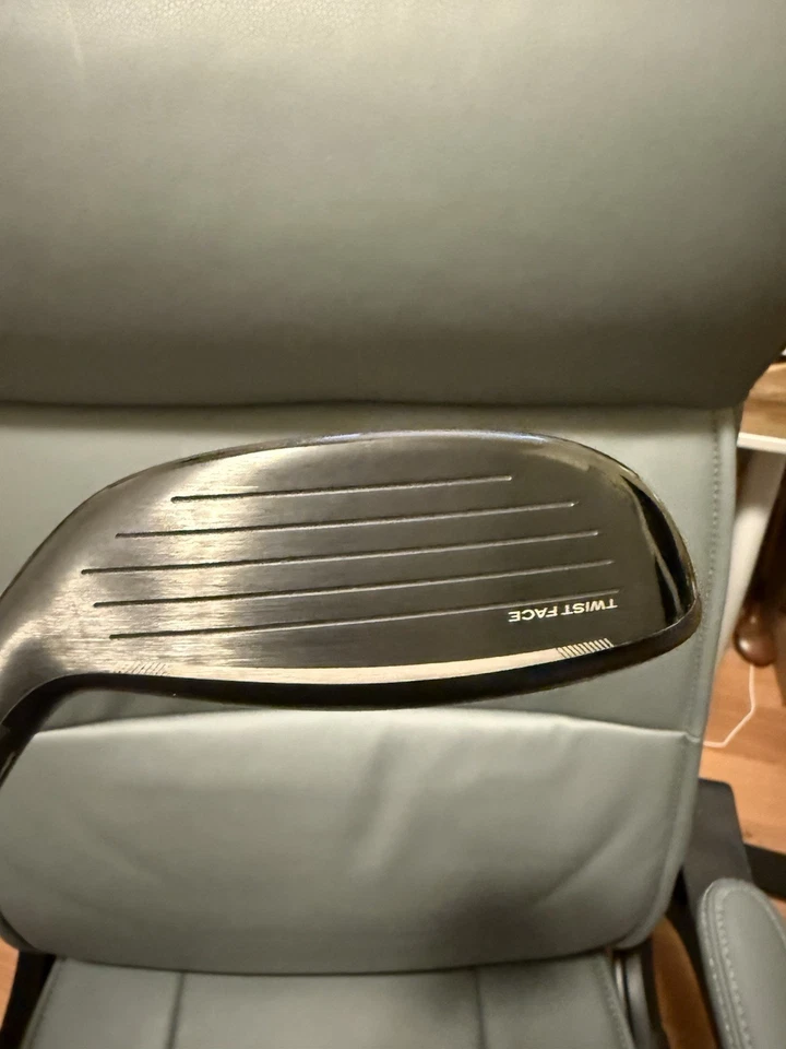 TaylorMade Stealth 2 22* 4 Hybrid/Rescue Fujikura Ventus TR Red Senior Flex - Imagem 3 de 4