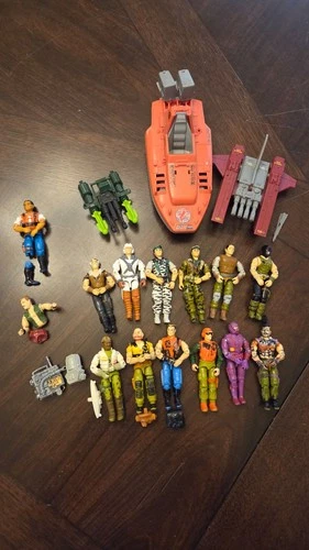 GI JOE ARAH Figures mixed lot incomplete 1980s/1990s accessories vehicles lot