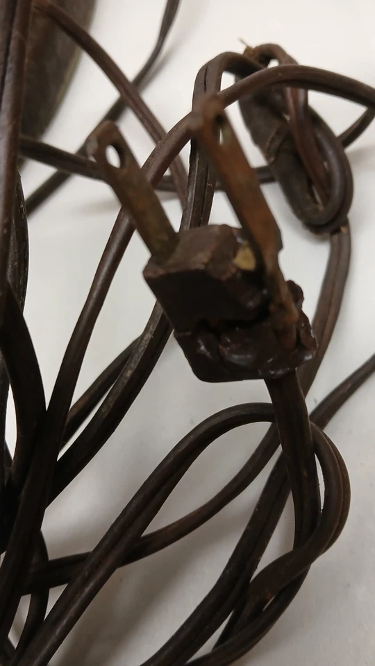 Vintage General Electric Red Eye Clock Metal w/Glass Dome Model 1H1412 Working - Image 2 of 4