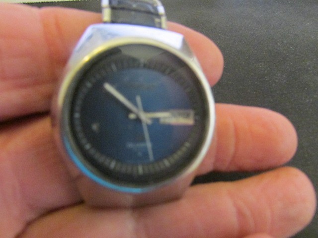 Picture 1 of 11