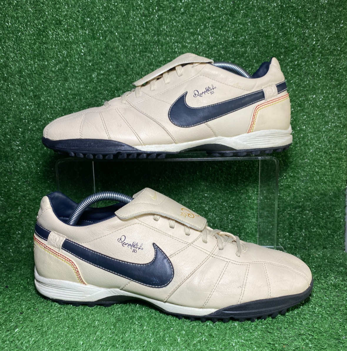 MINT 2007 Nike Tiempo Legend II Guri TF IC R10 Ronaldinho Leather
