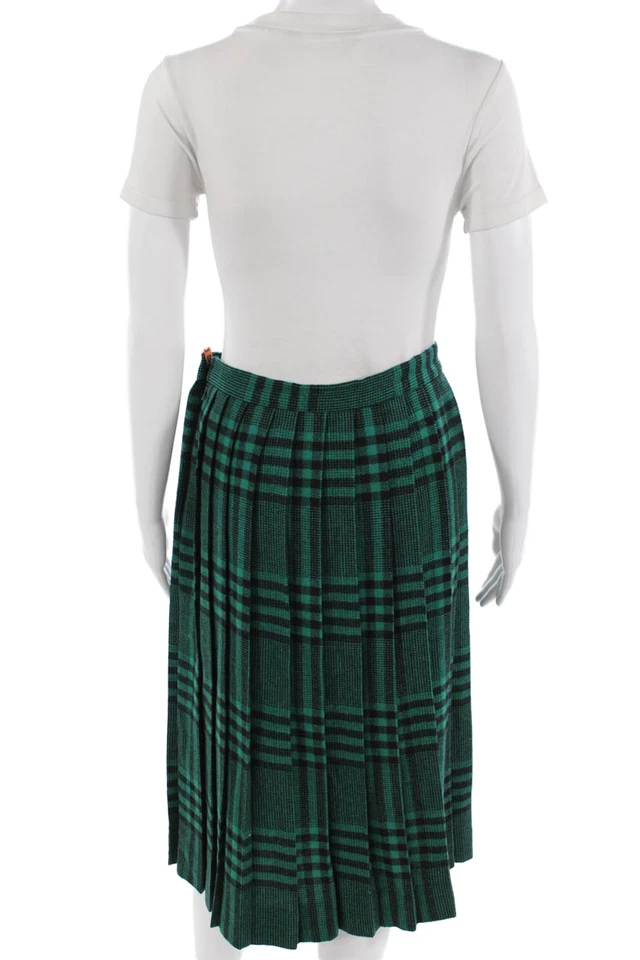 Saia xadrez feminina Diane Von Furstenberg plissada preta tamanho 6 - Imagem 3 de 4