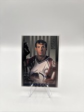 1997-98 Donruss Studio #23 Joe Sakic, Colorado Avalanche.