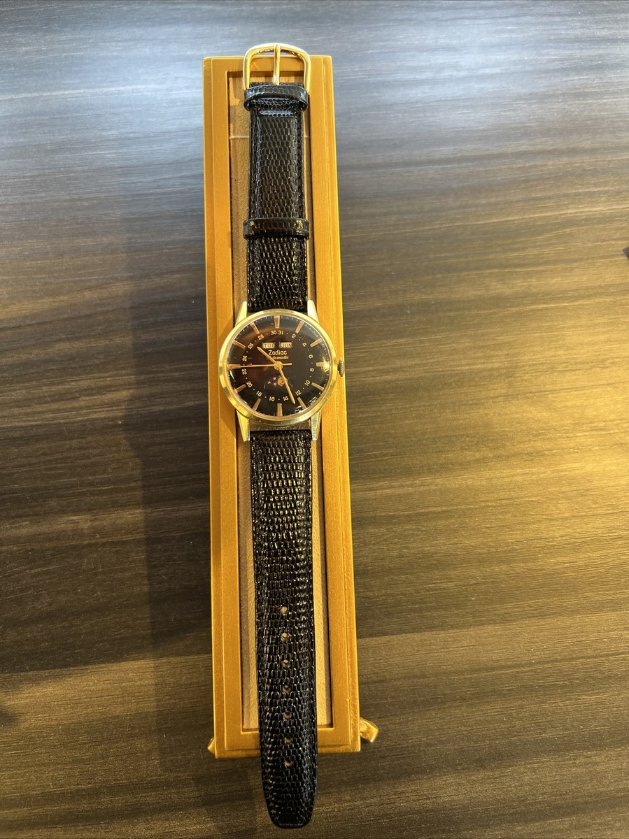 ZODIAC Automatic Triple Date Calendar Moonphase Mens Vintage Watch