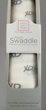 New SWADDLE DESIGNS White W/  XOXO  Print Swaddle Blanket 100 Cotton Muslin