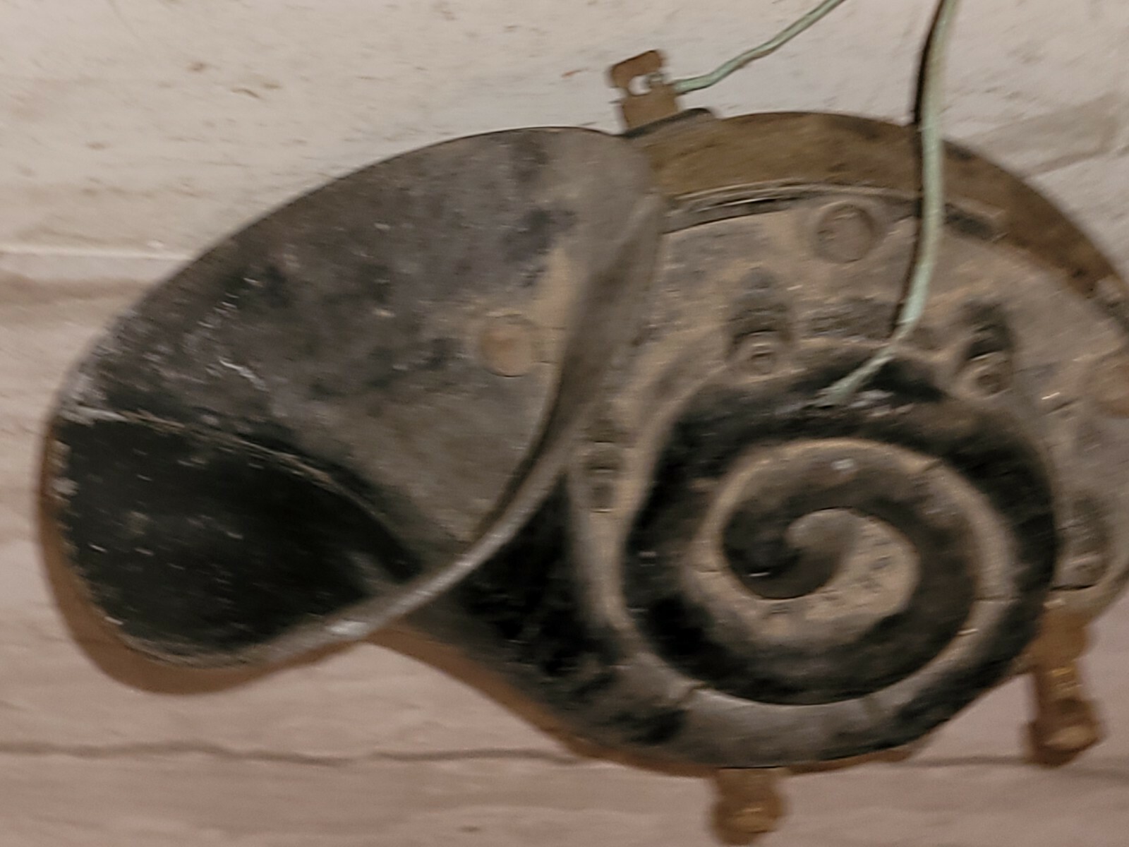 AutoLite HORN Ford GM Chevrolet Dodge 6 Volt Low HAB61 Chevy GMC