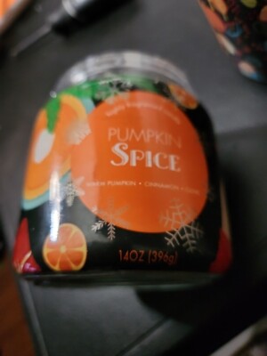 Pumpkin spice warm pumpkin cinnamon clove candle