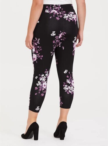 Torrid Ponte Knit Stretch Pull On Pixie Pant Blac… - image 4