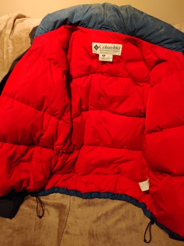 Columbia Men's LG. Hooded Insulated Jacket w/ Zips, Hooks & Fasteners - Picture 5 of 12