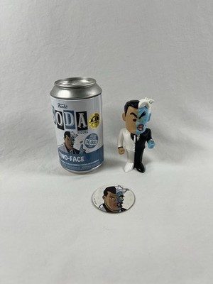 Funko Soda: Two-Face Metallic Hot Topic Expo LE 2300 Chase