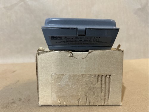 NUOVO Edwards Segnalazione 874-G5 Adaptahorn Superficie Corno Allarme 24VAC 50/60Hz - Foto 1 di 3