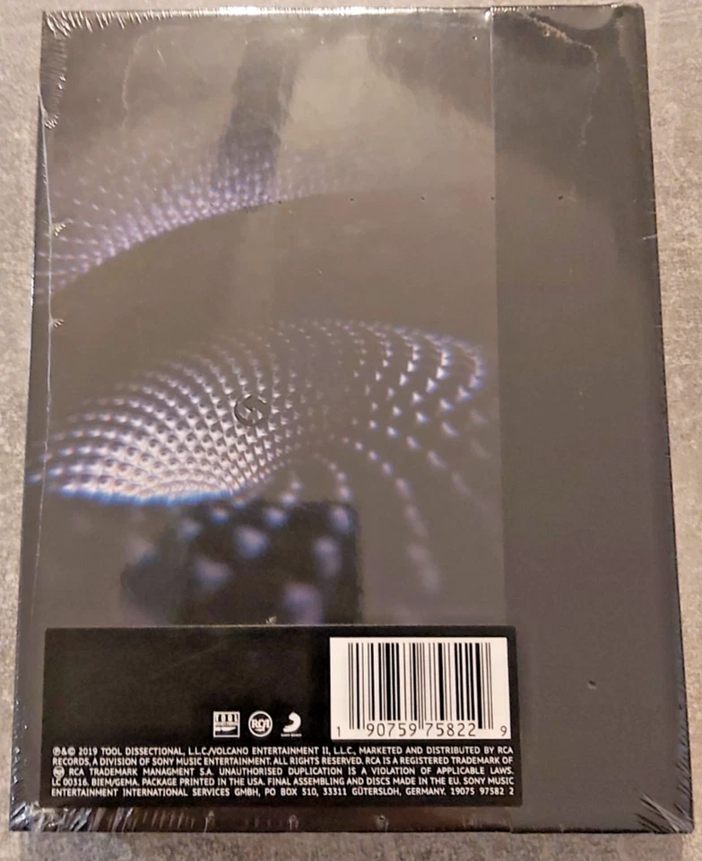 Tool  --  Fear Inoculum  --  Expanded Book Edition  --  CD , Album  --  NEU - Bild 2 von 3