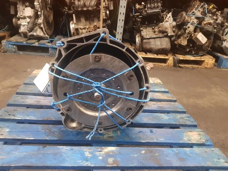 2017-2020 F97 BMW X3M GEARBOX 3.0 PETROL AUTOMATIC S58B30T0 (S58B30A) 29K MILES - Image 3 of 4