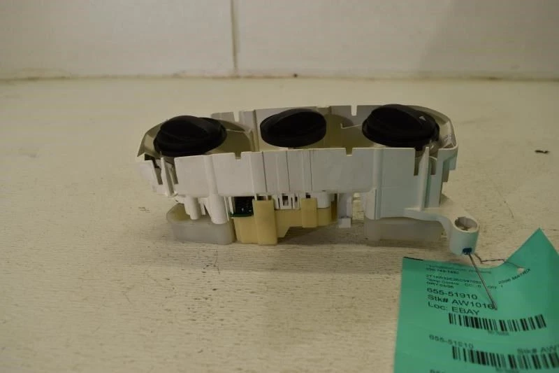 Climate Temperature Control Fits 04-08 MATRIX 1765806 - Image 2 of 4