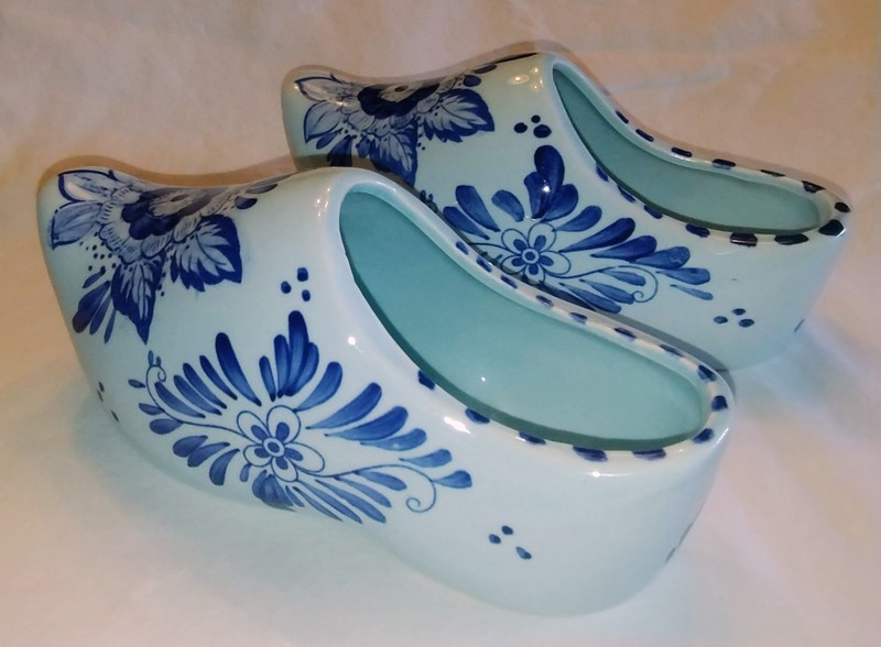 Delft Blauw Dutch Clog Hand Painted Blue & White Deco Planter