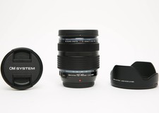 OM SYSTEM M.Zuiko Digital ED 12-40mm f/2.8 PRO II Lens Wide-to-Portrait-Length