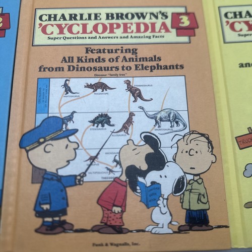 Complete Set- Charlie Brown and Snoopy Encyclopedias 1-15, Vintage 1980 Books - Bild 5 von 24