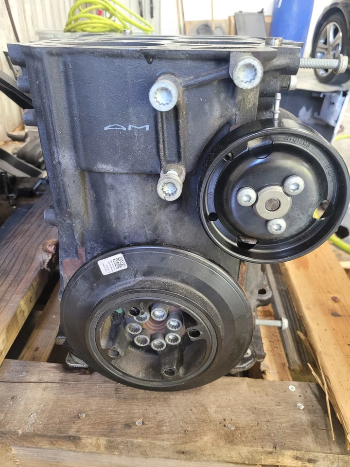 Volkswagen Atlas 2019 bloque de motor V6 de 3,6 L con cárter de aceite superior e inferior Foto 3 de 4