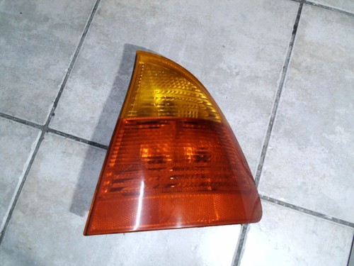 Orig. Heckleuchte Rücklicht aussen rechts - Touring BMW 318i touring E46 6905628