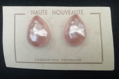 Boucles D'oreilles Clips Vintage En Plastique Rose Pâle Goutte - Années 50 - Occasion