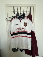 Vintage Manchester United 1997-1999 Away Soccer Jersey