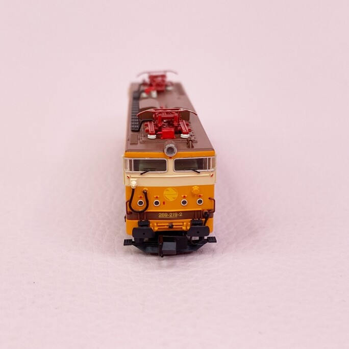 Locomotive Arnold HN25 Renfe 269-219 Estrella echelle N DCC sound
