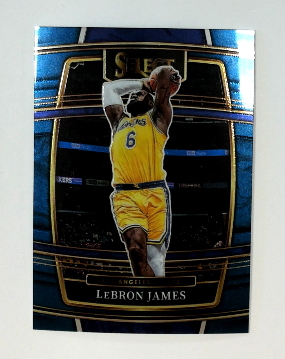 2021-22 Panini Select #100 LeBron James Blue (Retail Base) Los Angeles Lakers
