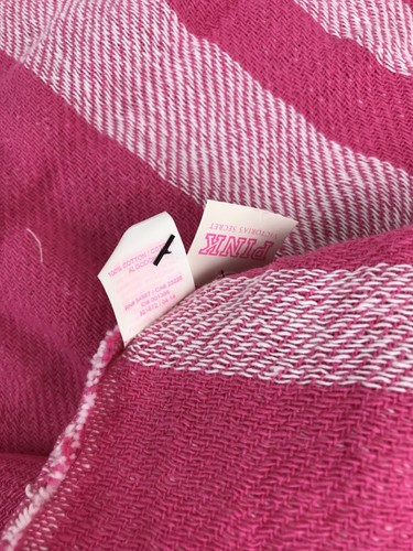 Victoria's Secret LOVE PINK Pink Cotton Beach Blanket Throw 60”x45” New 2014 - Picture 5 of 7