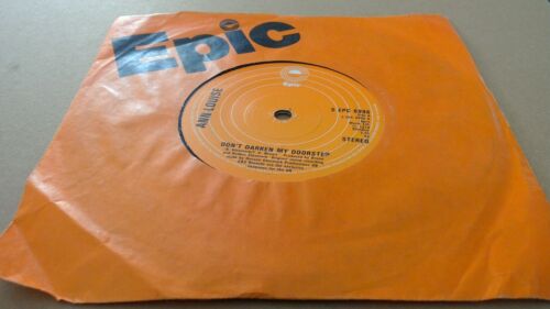 Ann-Louise - Don't Darken My Doorstep - UK 1979 Epic S EPC 6996 Vinyl 7" Single - Afbeelding 1 van 3