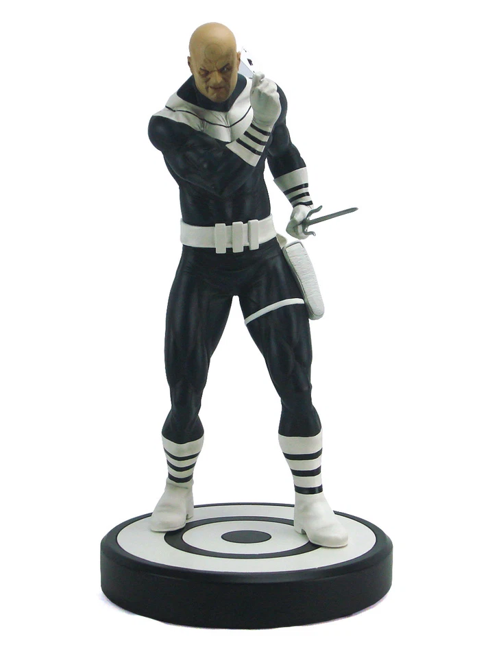 Colecionáveis Sideshow Bullseye Comiquette Exclusiva Marvel Amostra Nova Na Caixa - Imagem 2 de 4