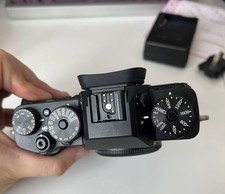 Perfect Condition - Fuji camera X/T3 body only Digital Camera Body