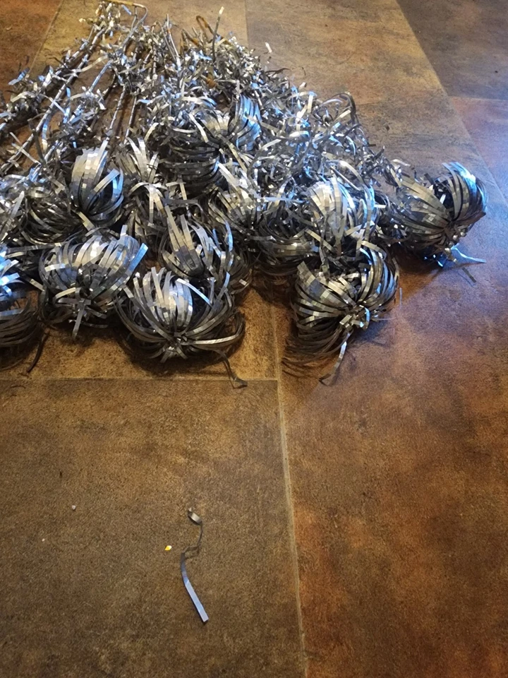 Lot Of 16 Vintage Replacement Aluminum Christmas Tree Fountain Pom Pom Branches - Image 3 of 4