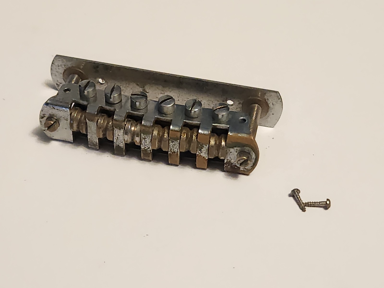 Vintage 1960s Crucianelli Espana Vox Italy Guitar Roller Bridge