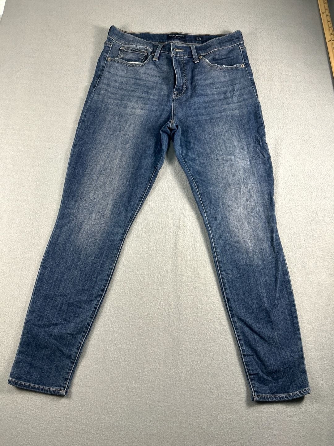 Size 14/32 Regular Blue Wash