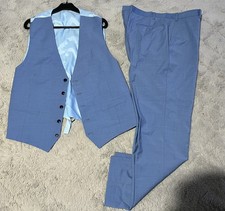 Moss 1851 2 piece suit. Trousers and waistcoat Tailored Fit 38/46