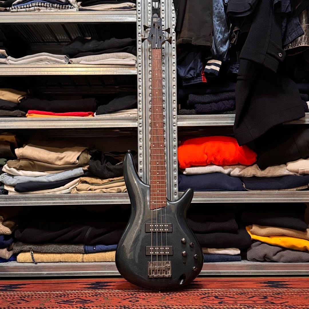 Ibanez SR 300E / Electric Bass Guitar w/ SC