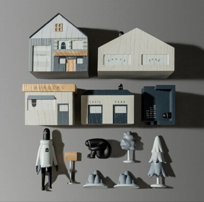 Ly Painter Edition50 Silkscreen Print Bronze Art Toy Silkscreen