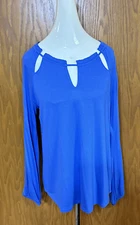 Chico's Size 0 (4/6 Small) Blue Stretchy Knit Top Peak-A-Boo Neckline EUC