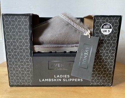 Avenue Collection ladies Lambskin Sheepskin slippers Grey Size