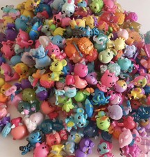 hatchimal backpack and lunchbox