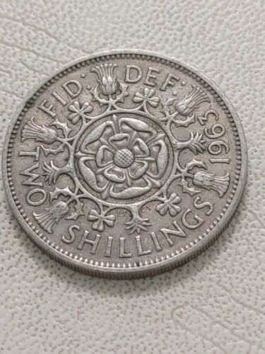 United Kingdom Florin 2/- Shillings 1963 2 Shillings Copper-nickel Coin T66 - Picture 1 of 2