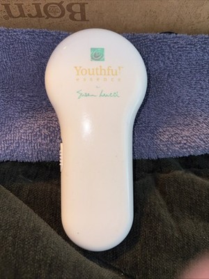 Susan Lucci Youthful Essence Handheld Facial Cleansing Device